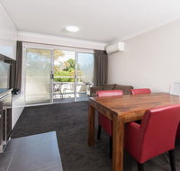Horizons 518- Modern apartment on the Lake Jindabyne foreshore - Accommodation in Surfers Paradise