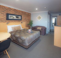 Jumbuck Motor Inn - Accommodation in Surfers Paradise