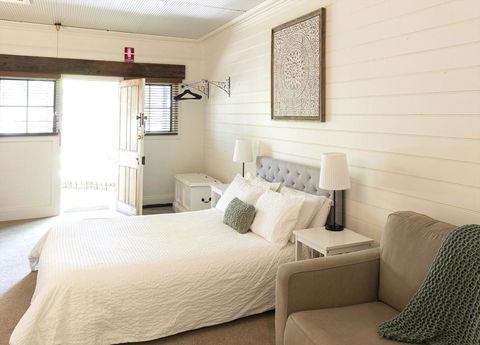 Kaesler Cottages - Accommodation in Surfers Paradise 0