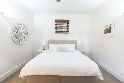 Kaesler Cottages - Accommodation in Surfers Paradise 1