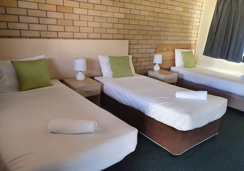 Kaputar Motel - Accommodation in Surfers Paradise 1