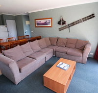 Kirwan Apartment 18 - Large Jindabyne Apartment - Accommodation in Surfers Paradise