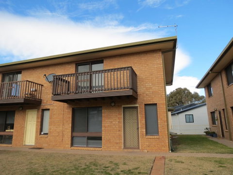 Kirwan Gardens 4 - Accommodation in Surfers Paradise 3