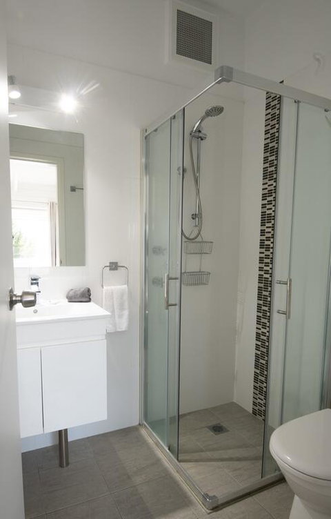 Kooringa 10 - Accommodation in Surfers Paradise 3