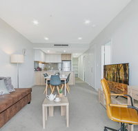 KOZYGURU PARRAMATTA CBD LUXURY 2 BED APT  FREE PARKING NPA011 - Accommodation in Surfers Paradise