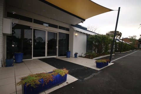Lake Munmorah Motel - Accommodation in Surfers Paradise 0