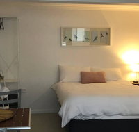 Lakefront Peace Apartments Studio 4 - Accommodation in Surfers Paradise