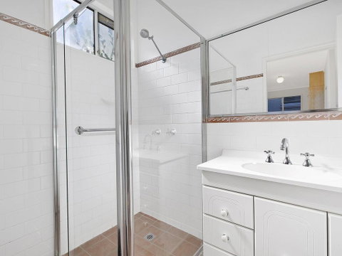 Lakes Edge Cottage - Accommodation in Surfers Paradise 3