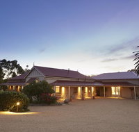 Le Mas Barossa - Accommodation in Surfers Paradise