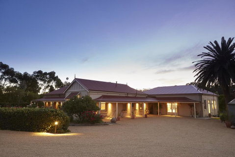 Le Mas Barossa - Accommodation in Surfers Paradise 0