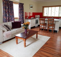 Lucky Mountain Cottage - Accommodation in Surfers Paradise