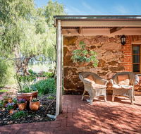 Lucy's Cottage - Accommodation in Surfers Paradise