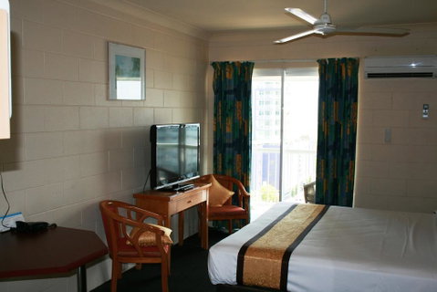 Luma Luma Holiday Apartments - Accommodation in Surfers Paradise 1