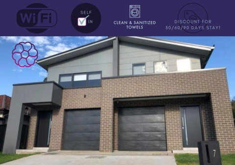 Luxurious Tranquil House Near Parramatta River Perfect For Large Group Retreat - Accommodation in Surfers Paradise 0