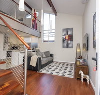Luxury Executive Apartment - Accommodation in Surfers Paradise
