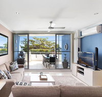 Luxury in Rivieria - Accommodation in Surfers Paradise