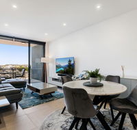 Luxury Living with Panoramic Views - Accommodation in Surfers Paradise