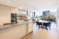 Book Melbourne Accommodation Vacations Accommodation in Surfers Paradise Accommodation in Surfers Paradise