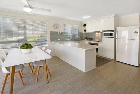 MAINSAIL8- MOOLOOLABA BEACH - Accommodation in Surfers Paradise 0
