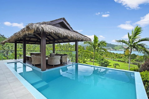 Mandalay Luxury Retreat - Accommodation in Surfers Paradise 1