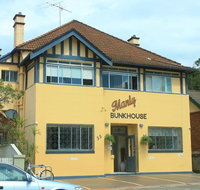 Manly Bunkhouse - Accommodation in Surfers Paradise