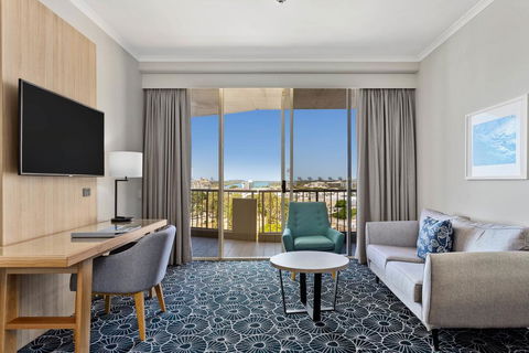 Mantra Twin Towns - Accommodation in Surfers Paradise 1