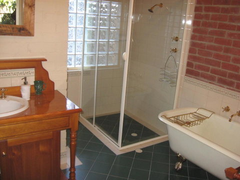 Marananga Cottages - Accommodation in Surfers Paradise 3