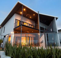 Marina Views Townhouse - Accommodation in Surfers Paradise