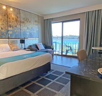 Mariners on the Waterfront - Accommodation in Surfers Paradise
