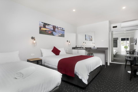 Merewether Motel - Accommodation in Surfers Paradise 1