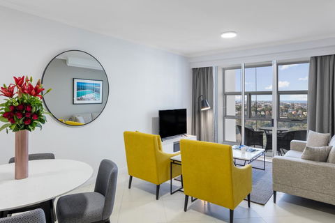 Meriton Suites Bondi Junction - Accommodation in Surfers Paradise 0