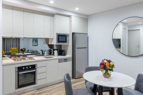 Meriton Suites Bondi Junction - Accommodation in Surfers Paradise 1