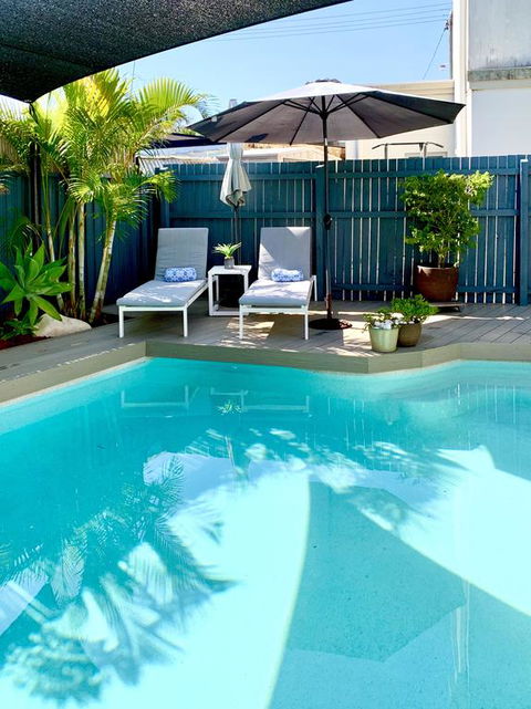 Mermaid Beach House - Accommodation in Surfers Paradise 3
