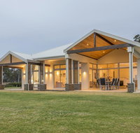 Metricup House - elegant country retreat - Accommodation in Surfers Paradise