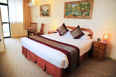 Metro Inn Ryde - Accommodation in Surfers Paradise 1