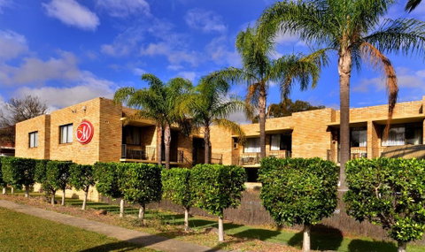 Metro Inn Ryde - Accommodation in Surfers Paradise 0