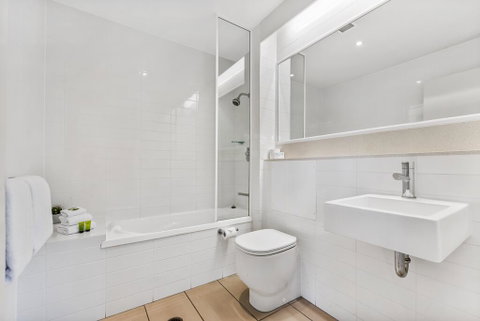 Metzo Noosa Resort - Accommodation in Surfers Paradise 2