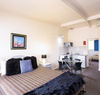 Mid City Motel and Apartments - Accommodation in Surfers Paradise