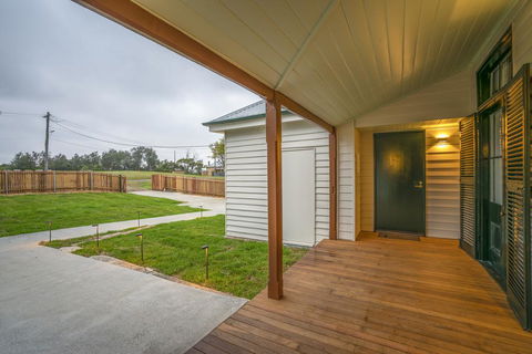 Middle Head Officers Quarters - Accommodation in Surfers Paradise 1