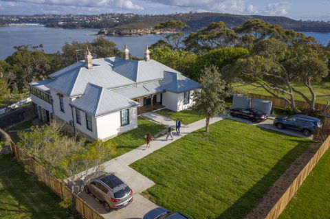 Middle Head Officers Quarters - Accommodation in Surfers Paradise 0