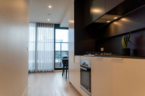 Modern 1 Bedroom Apartment South Yarra - Accommodation in Surfers Paradise 3