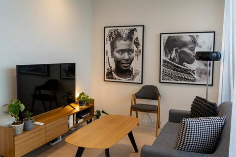 Modern 1 Bedroom Apartment South Yarra - Accommodation in Surfers Paradise 1