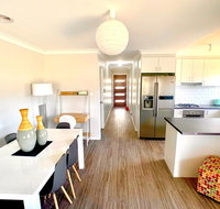Modern Majestic - everything you need - private location - Accommodation in Surfers Paradise