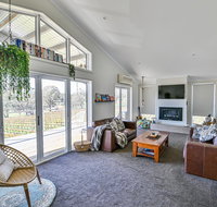 Mortimers Wines - The Canopy Loft - Accommodation in Surfers Paradise