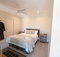 Mortimers Wines - The Vines Studio - Accommodation in Surfers Paradise