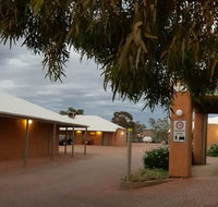 Mud Hut Motel - Accommodation in Surfers Paradise
