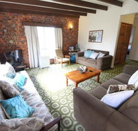 Muller's Cottage at Hat Head Pet Friendly - Accommodation in Surfers Paradise
