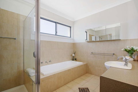 Mulwala 105 - Water Lovers Paradise - Accommodation in Surfers Paradise 2