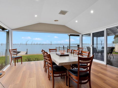 Mulwala Lakeside Waterfront - Accommodation in Surfers Paradise 0