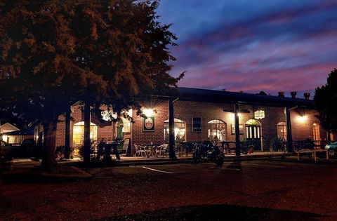 Murrumbateman Country Inn - Accommodation in Surfers Paradise 0